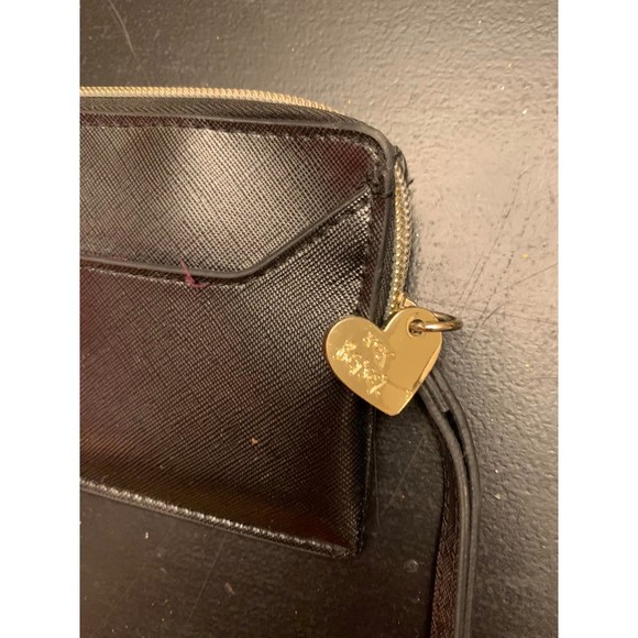 Betsey Johnson Wallet Clutch Black Patent Only Used 2 Times 8.5 x 4.5 SUPER CUTE - Picture 4 of 4